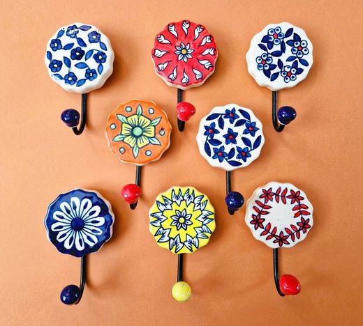 Perchas Madera y Ceramica