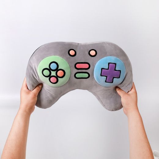 Cojín Peluche Let's Play Gris Mando Videojuego I Total Regalo