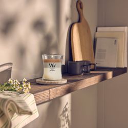 Vela Trilogy Mediana Café Macchiato con mecha de madera WoodWick